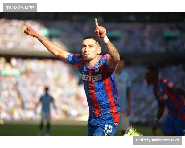 深度复盘：斯特拉斯堡如何通过三次相似的边路任意球战术创造进球机会